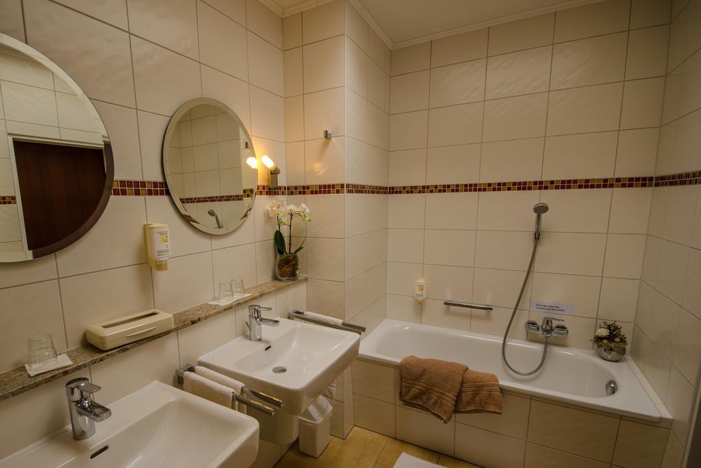 Hotel Stadt Aurich Værelse billede